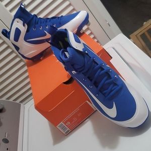 NIKE  Alpha Huarache Elite Mid Baseball Cleat